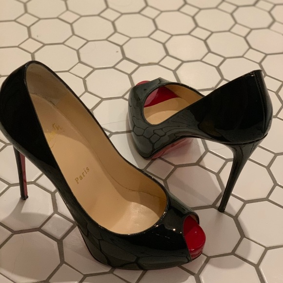 Christian loubutin very private heels - Picture 1 of 4